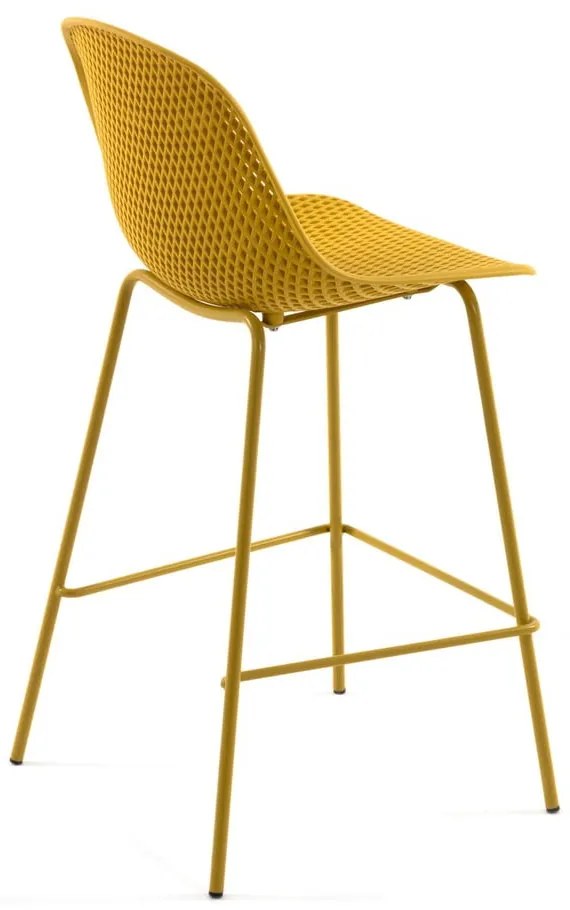 Metalowy/plastikowy hoker ogrodowy w kolorze ochry Quinby – Kave Home