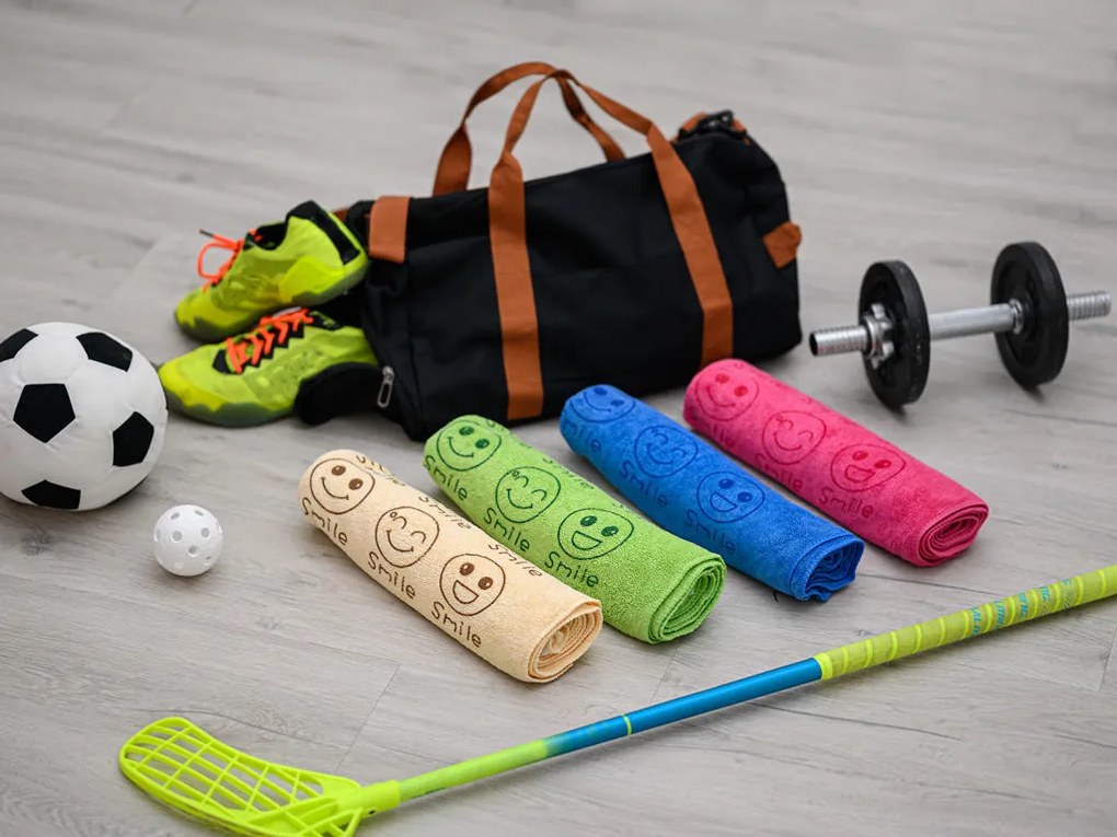 Szybkoschnący ręcznik kąpielowy UŚMIECH niebieski