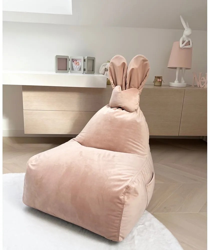 Jasnoróżowy dziecięcy worek do siedzenia Funny Bunny – The Brooklyn Kids
