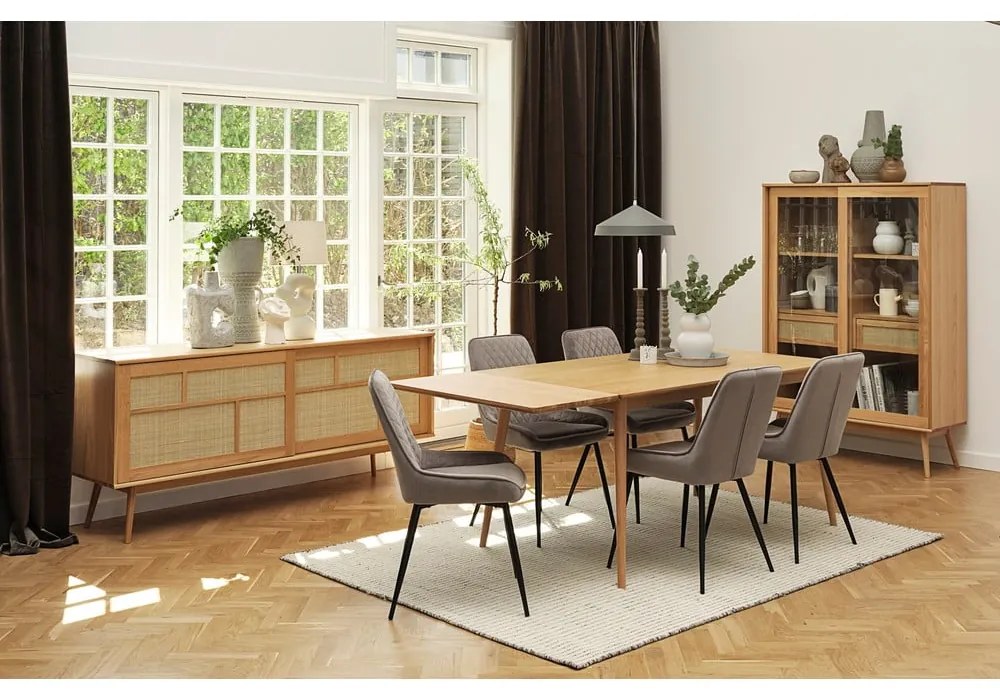 Niska komoda w dekorze dębu z drzwiami przesuwnymi w naturalnym kolorze 180x80 cm Barrali – Unique Furniture