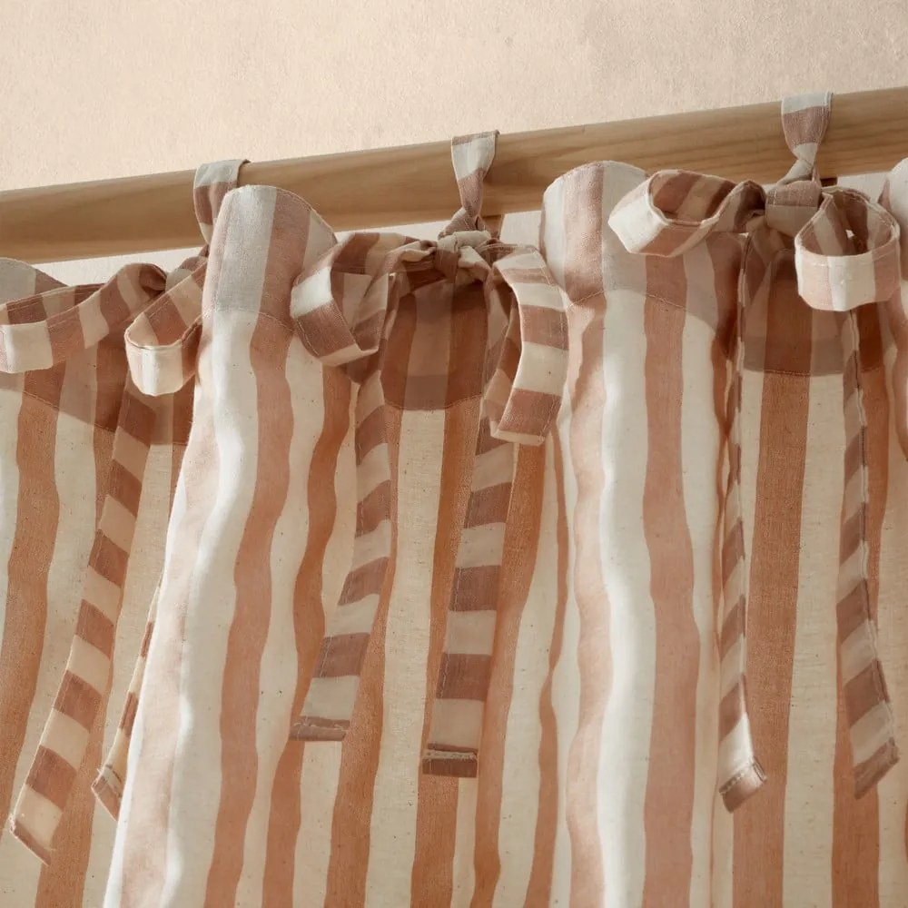 Firanka w kolorze terakoty 140x183 cm Zanzibar Stripe – Pineapple Elephant