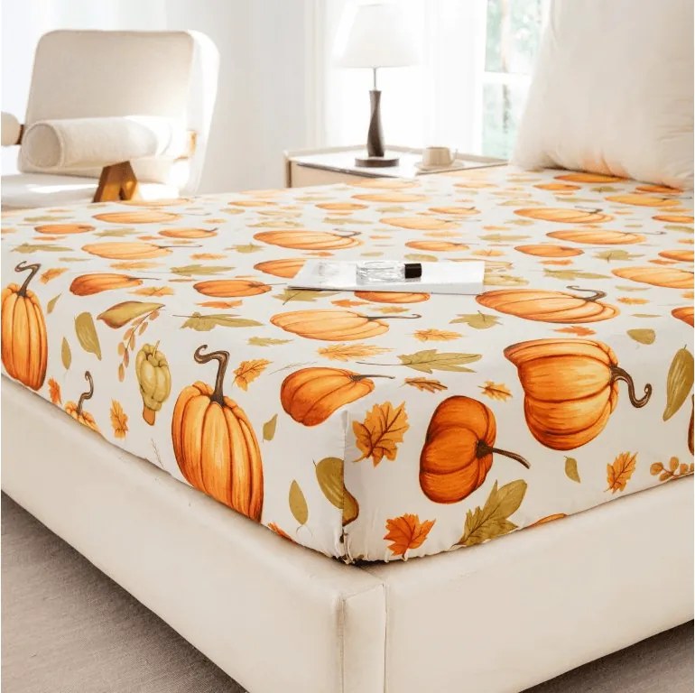 PrzytulneMieszkanie.pl Prześcieradło z mikrofibry AUTUMN PUMPKINS kolorowe 90x200 cm