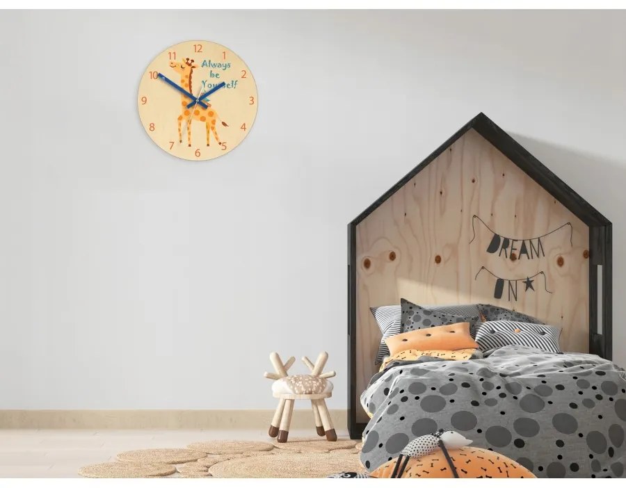 Zegar ścienny cichy do pokoju dziecięcego drewniany nowoczesny żyrafa