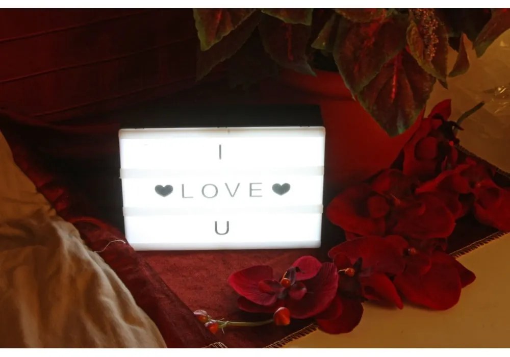 Biała dekoracja świetlna na baterie – Hilight