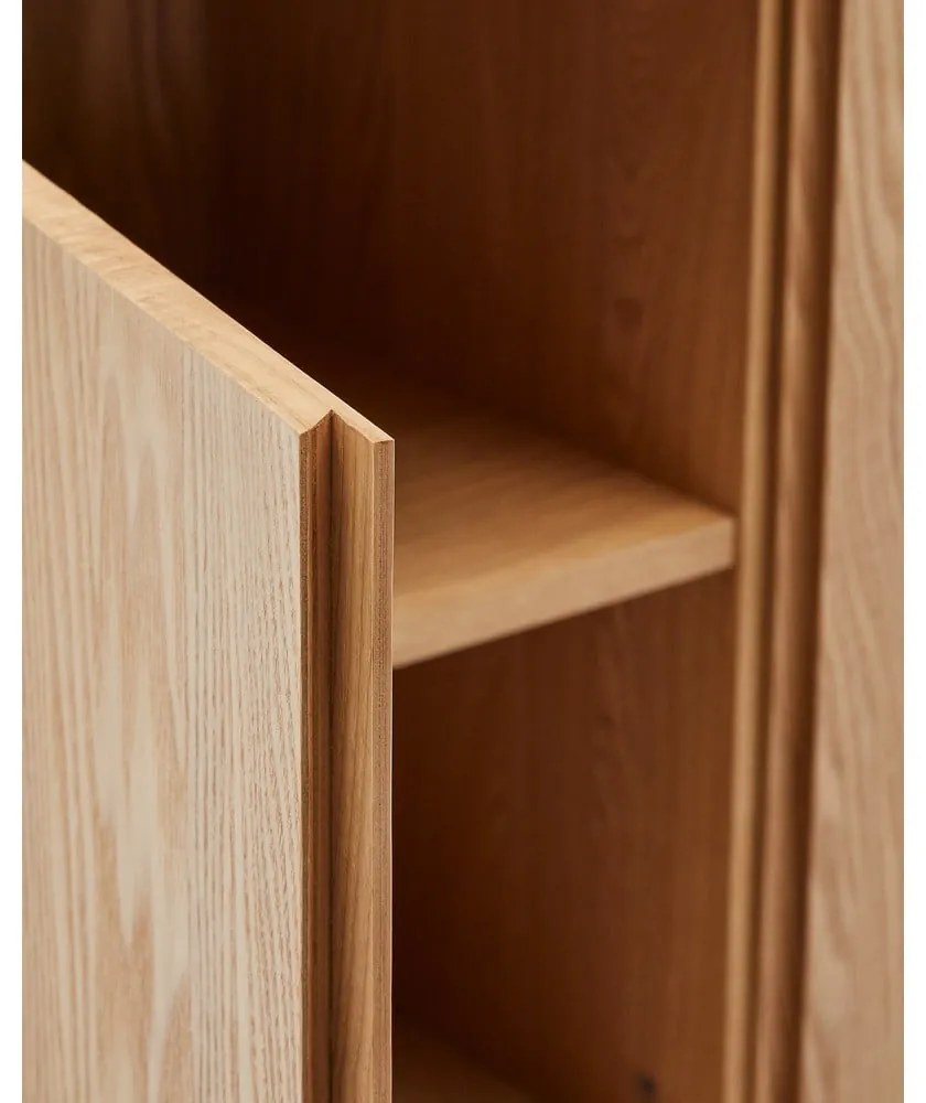 Komoda w dekorze jesionu w naturalnym kolorze 200x79x40 cm Salaya – Kave Home
