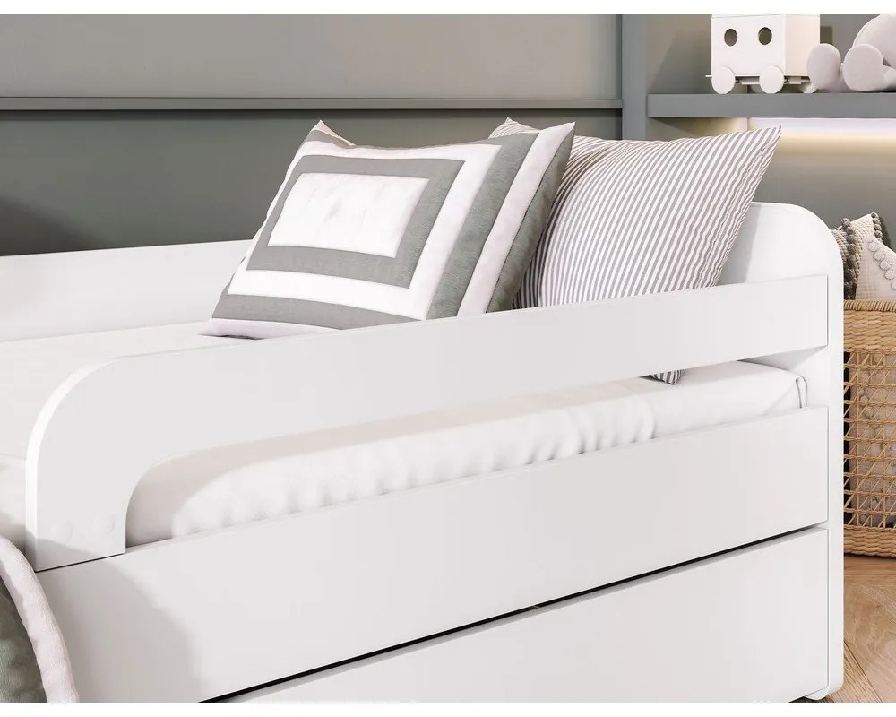 Białe łóżko dziecięce z materacem/ze stelażem 80x160 cm Duuli – ELTAP