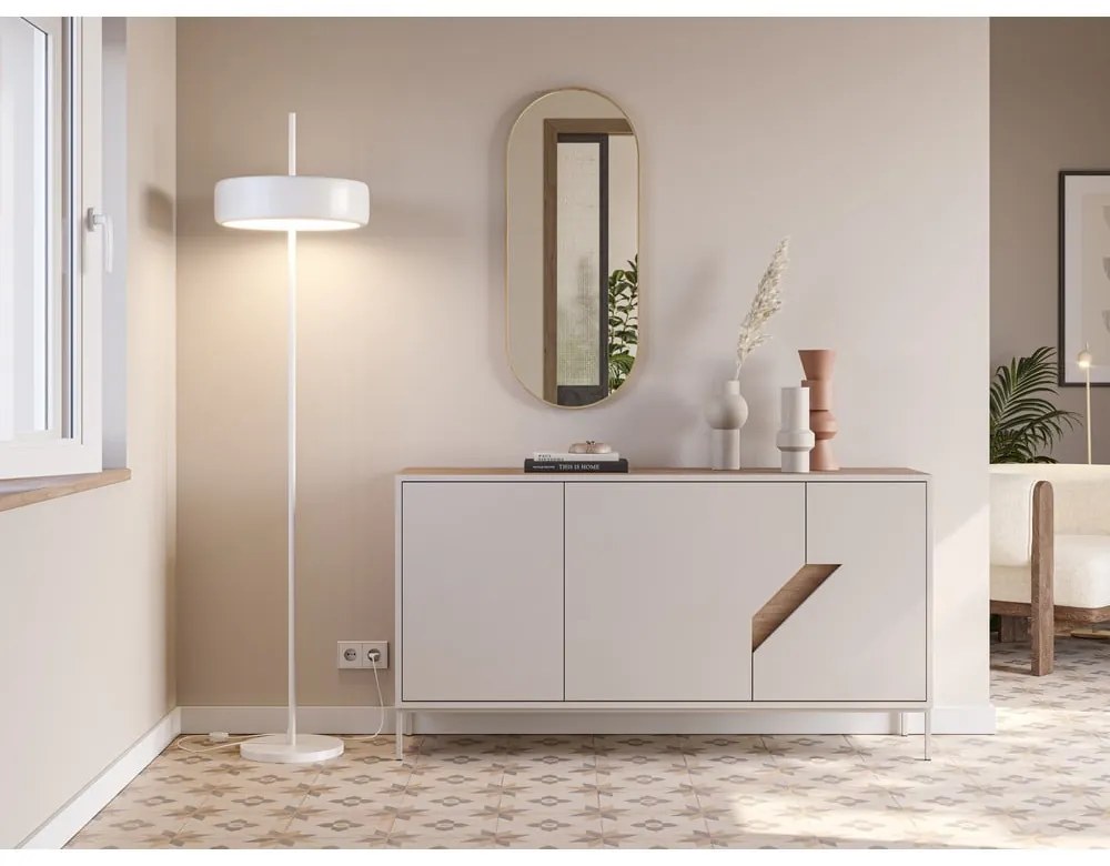 Kremowo-naturalna komoda w dekorze dębu 150x80x40 cm Lilou – Marckeric
