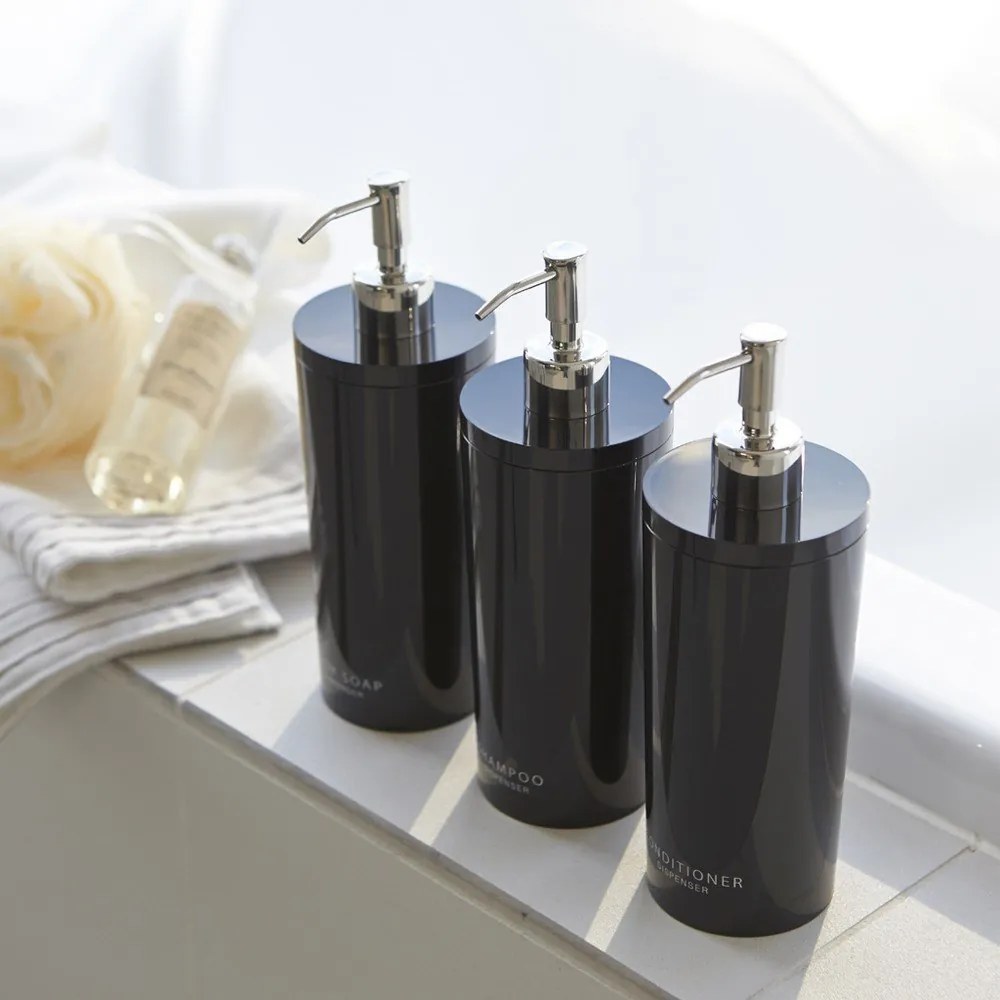 Czarny plastikowy dozownik do mydła 500 ml Round – YAMAZAKI