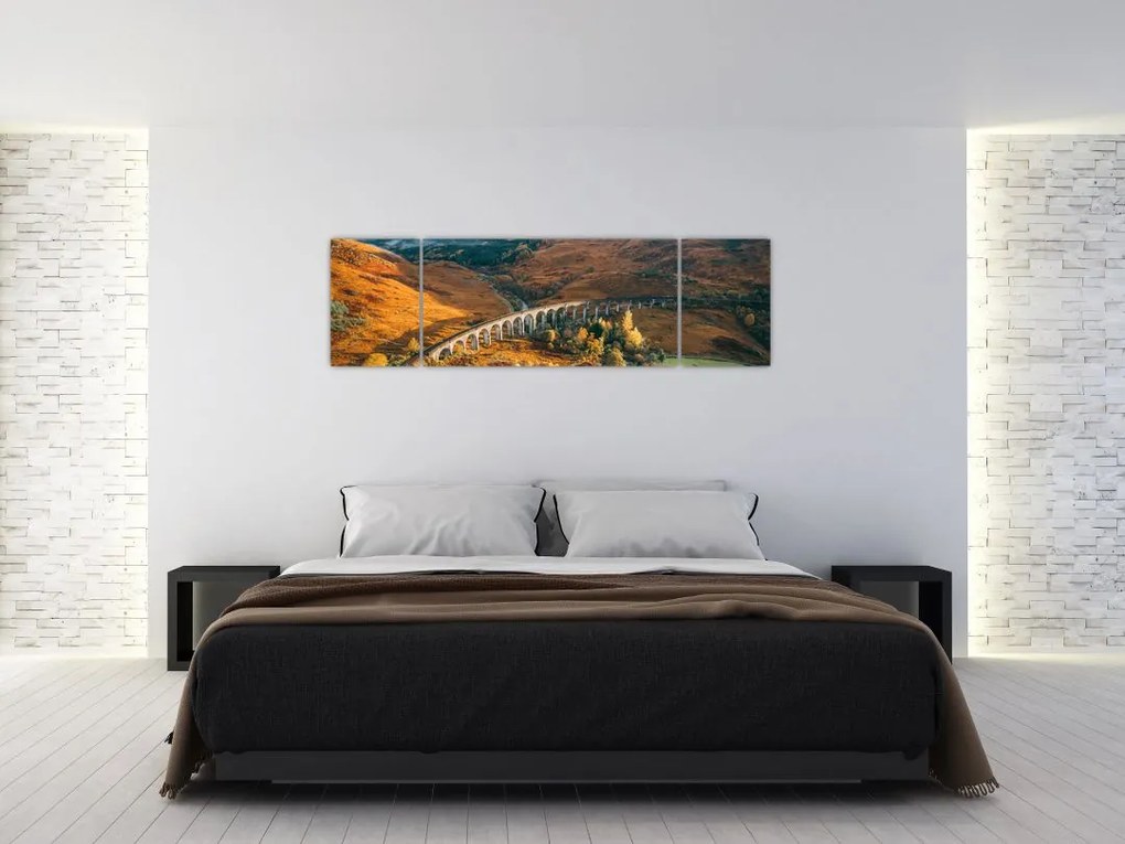 Obraz mostu w szkockiej dolinie (170x50 cm)