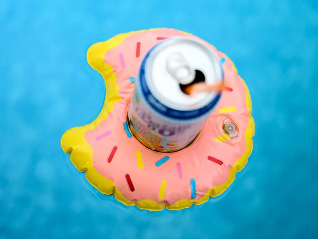 Dmuchany uchwyt na napoje DONUT różowy