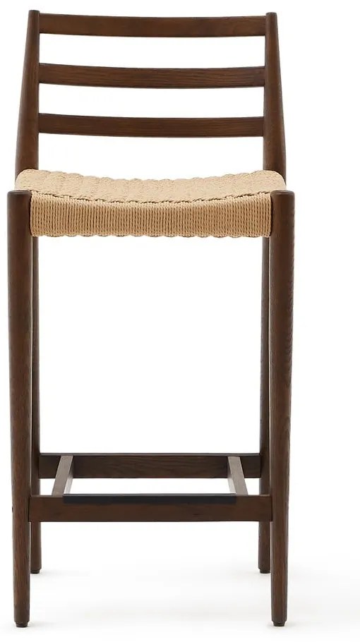 Brązowy/w naturalnym kolorze hoker z litego drewna dębowego (wysokość siedziska 70 cm) Analy – Kave Home