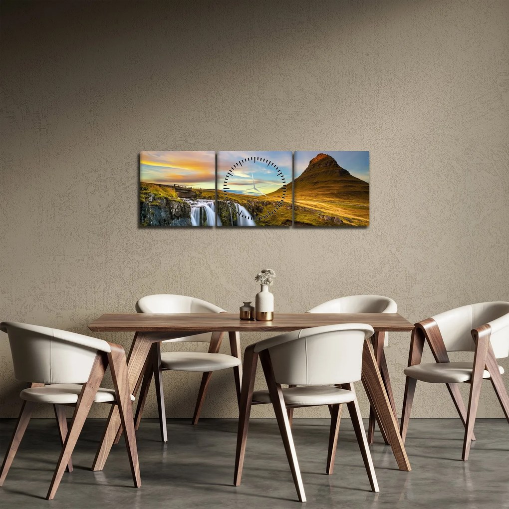 Zdjęcie góry i wodospadów na Islandii (z zegarem) (90x30 cm)