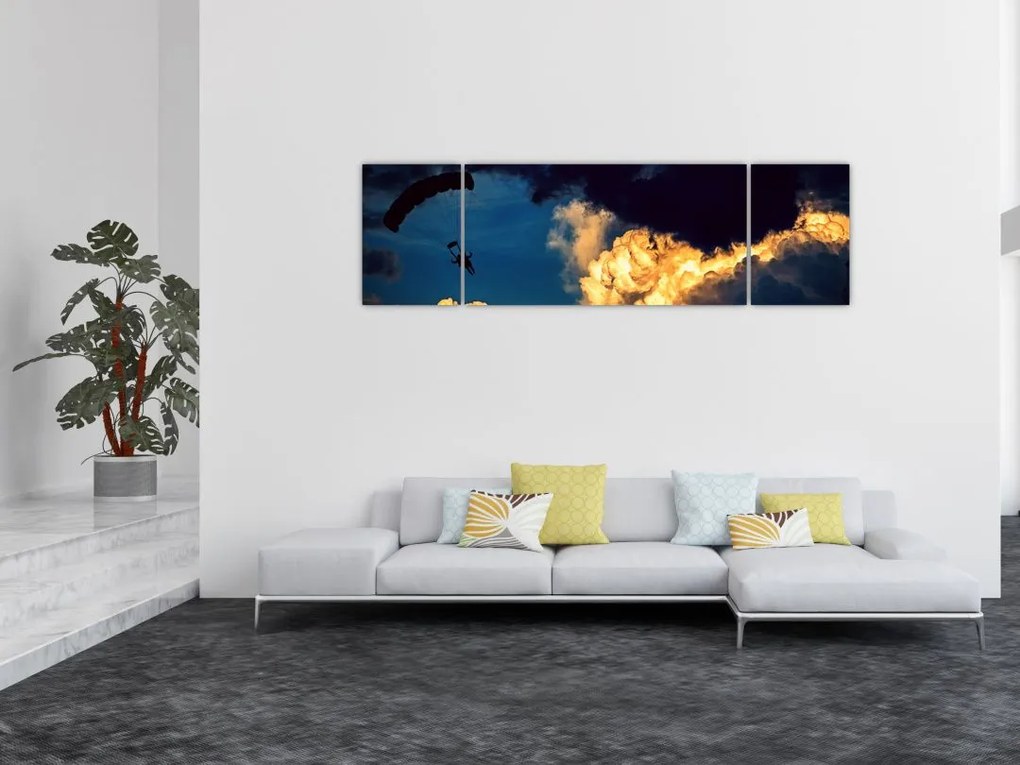 Obraz skoczka spadochronowego w chmurach (170x50 cm)