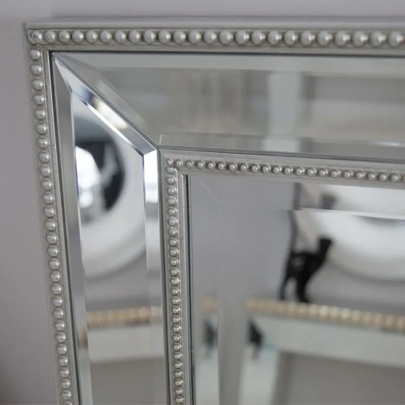 Lustro w lustrzanej ramie, 64x74cm