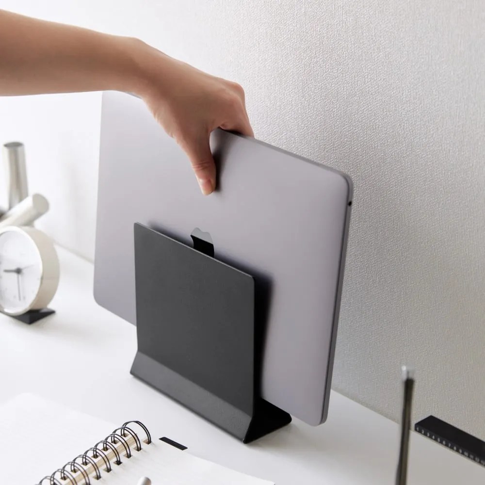 Metalowy stojak na laptopa Slim – YAMAZAKI
