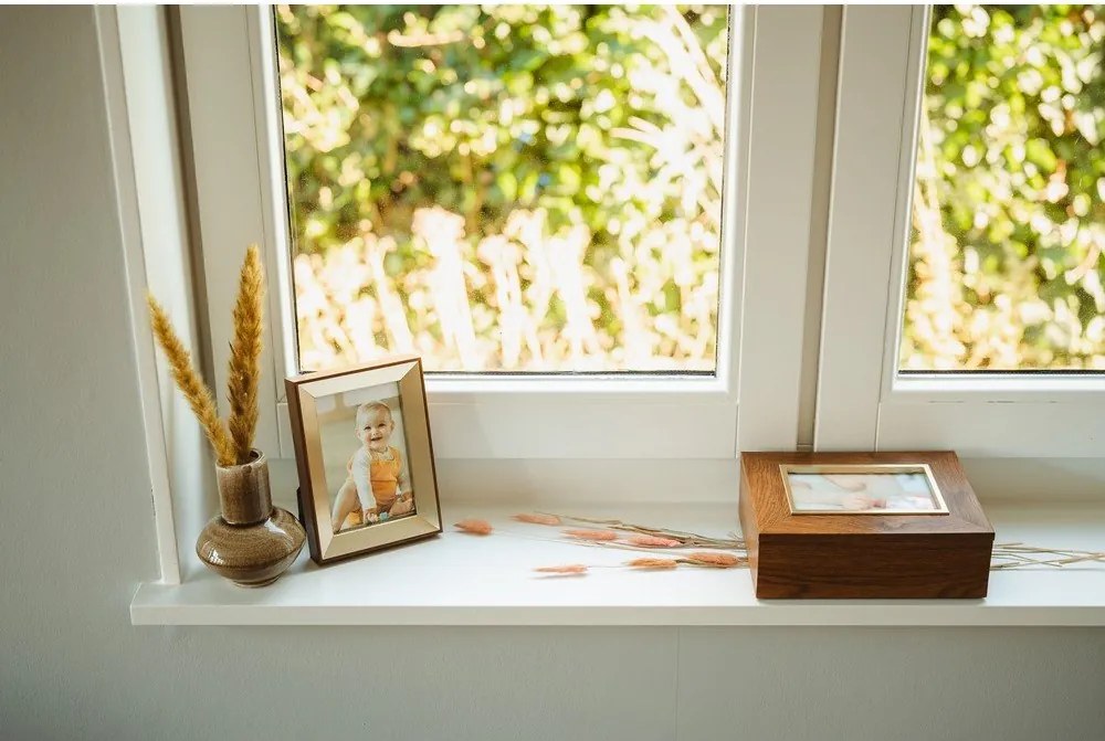 Metalowa ramka stojąca w kolorze mosiądzu 12x17 cm Grenoble – Zilverstad