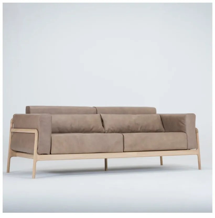 Jasnobrązowa sofa z bawolej skóry z konstrukcją z litego drewna dębowego Gazzda Fawn, 210 cm