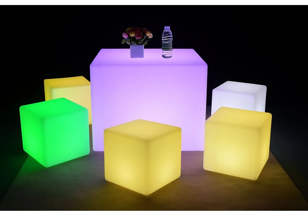 Podświetlany stołek/taboret LED, 40 x 40 x 40 cm