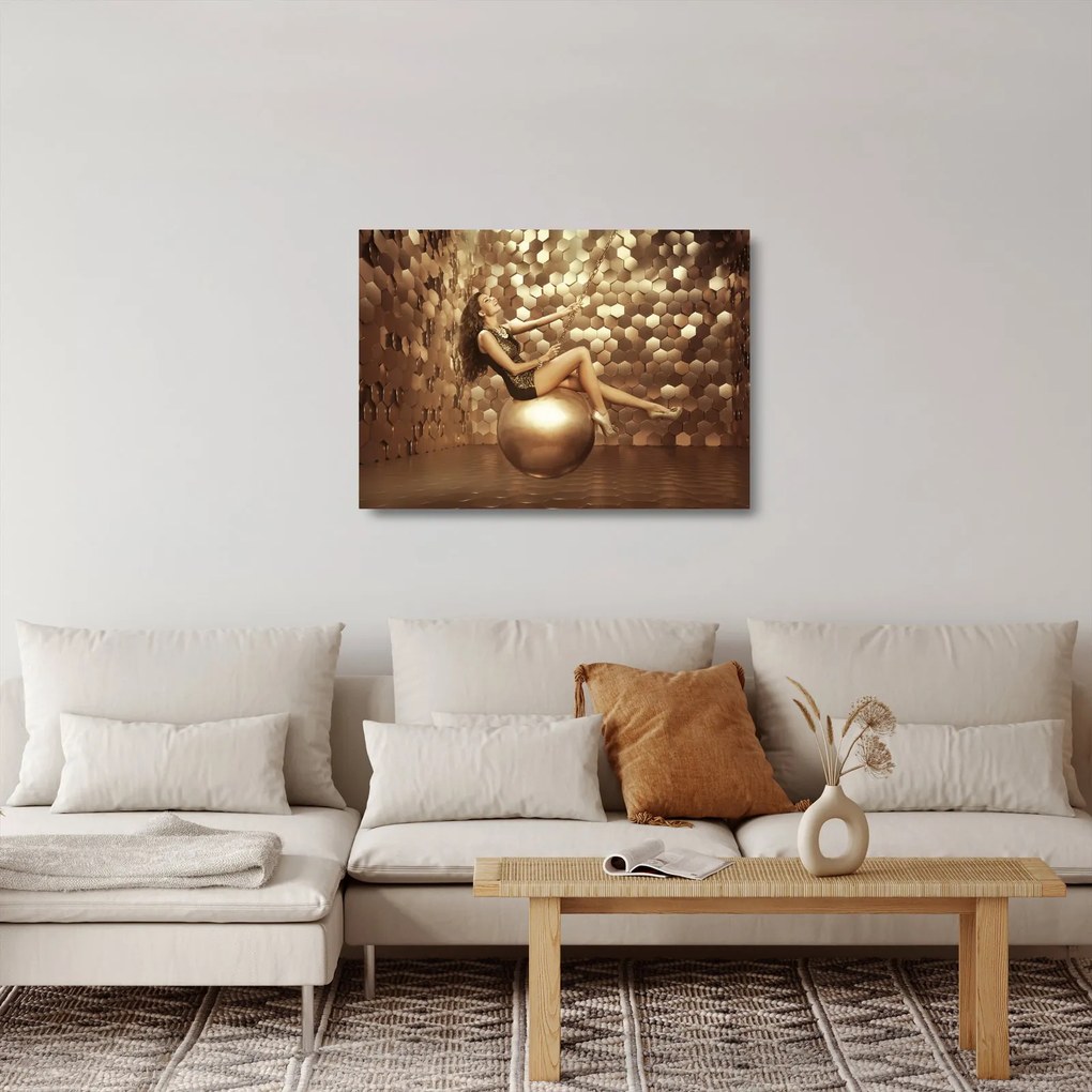 Obraz na szkle kobiety w złotym pokoju (70x50 cm)
