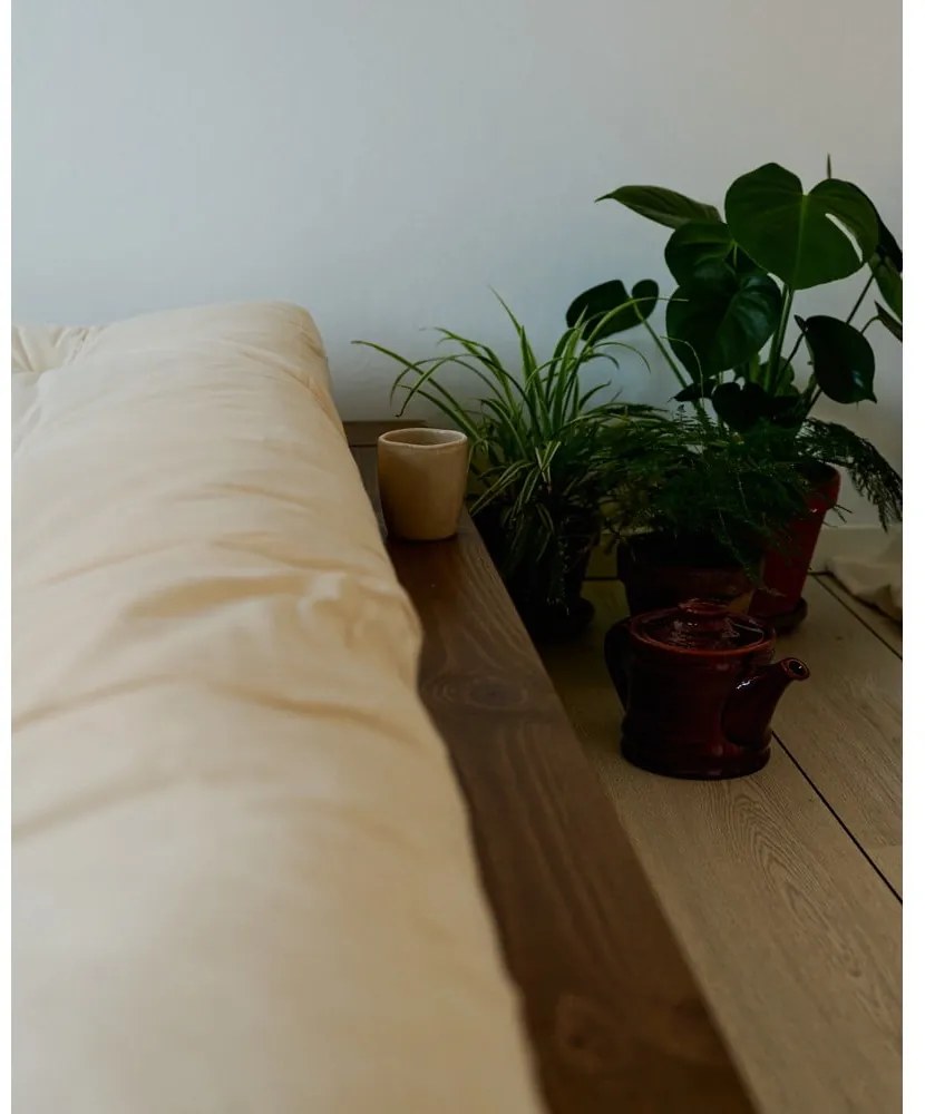 Brązowe łóżko dwuosobowe z litego drewna sosnowego ze stelażem 140x200 cm Japan – Karup Design