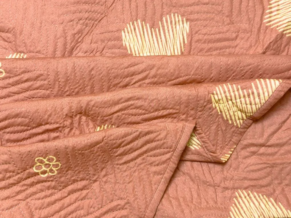 Narzuta na łóżko ORANGE HEART, różowa Rozmiar: 170 x 210 cm