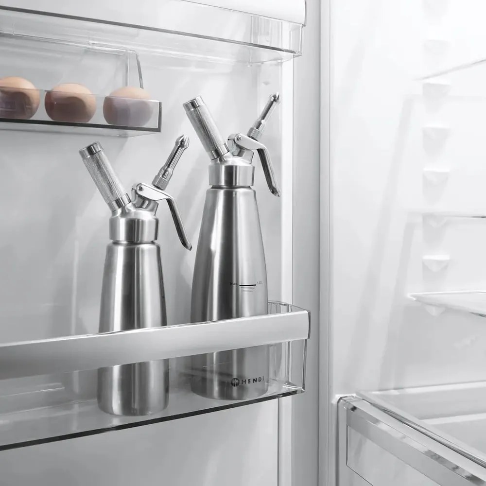 Syfon do bitej śmietany ze stali nierdzewnej Hendi Profi Line 0,5 l