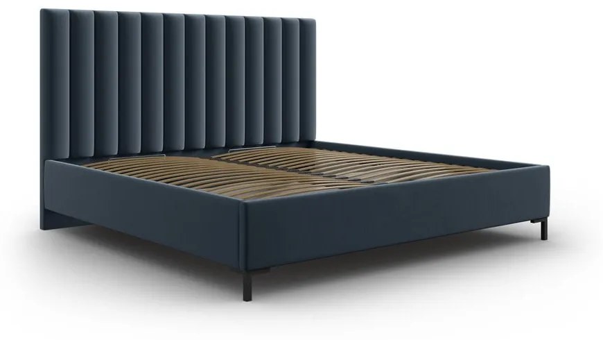 Ciemnoniebieskie tapicerowane łóżko dwuosobowe ze schowkiem i stelażem 200x200 cm Casey – Mazzini Beds