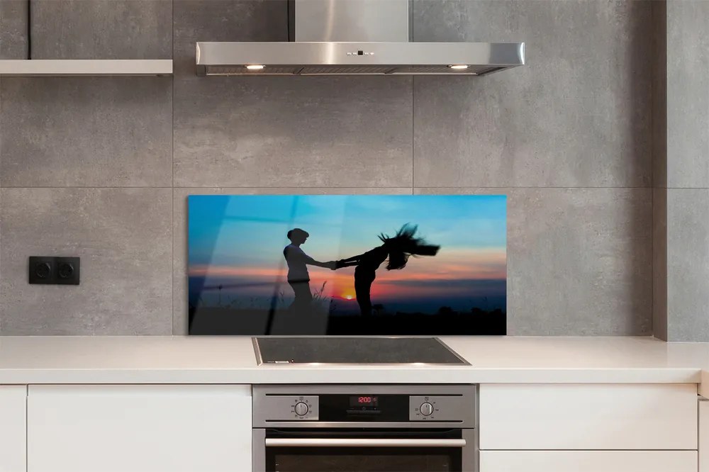 Panel szklany do Kuchni Sylwetki Ludzi o Zachodzie Słońca