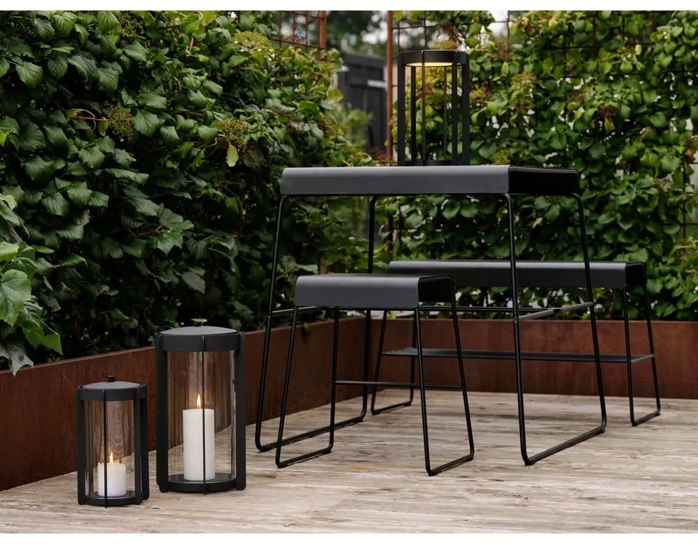 Czarny metalowy stół 58x75 cm A-Café – Zone