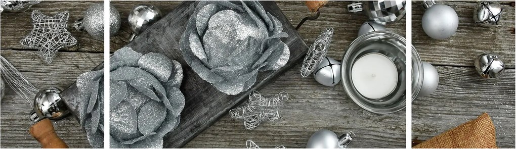 Obraz - srebrne ozdoby świąteczne (170x50 cm)
