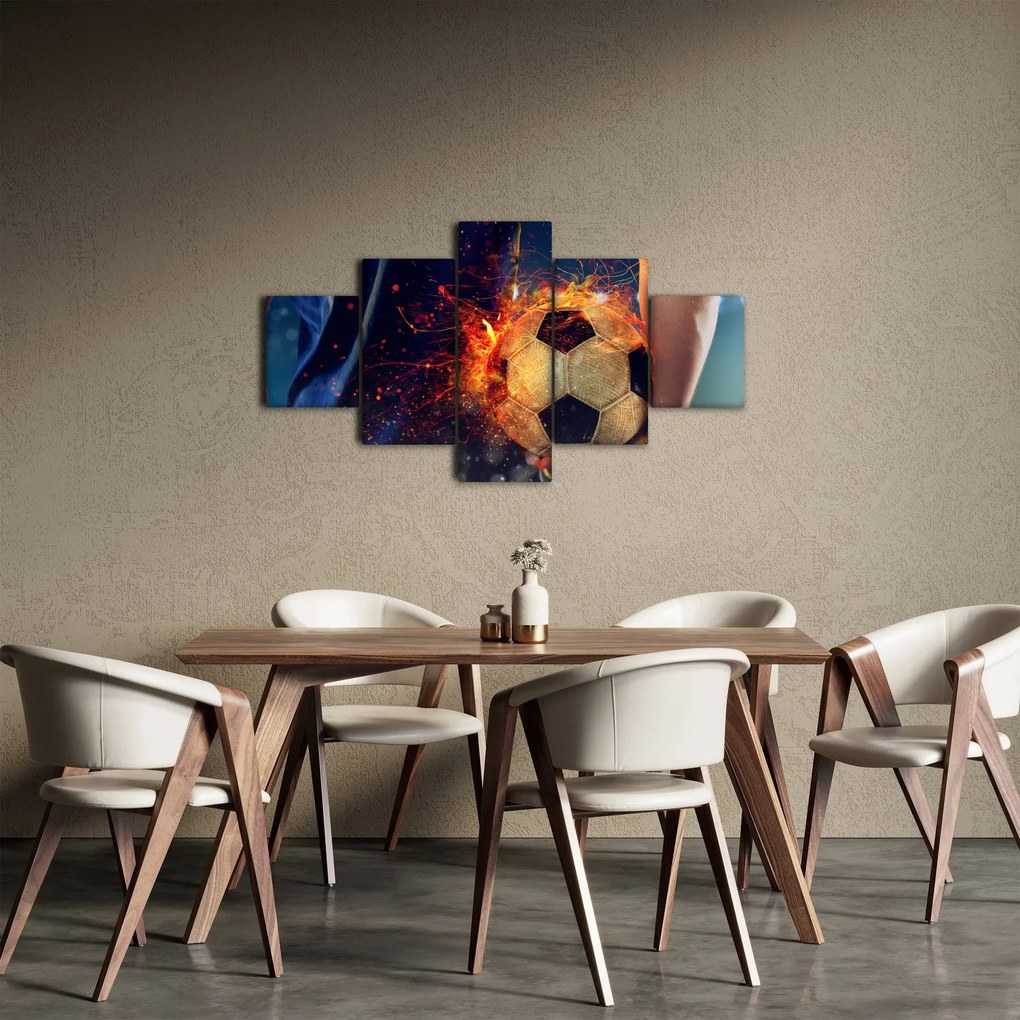 Obraz - Piłka w ogniu (125x70 cm)