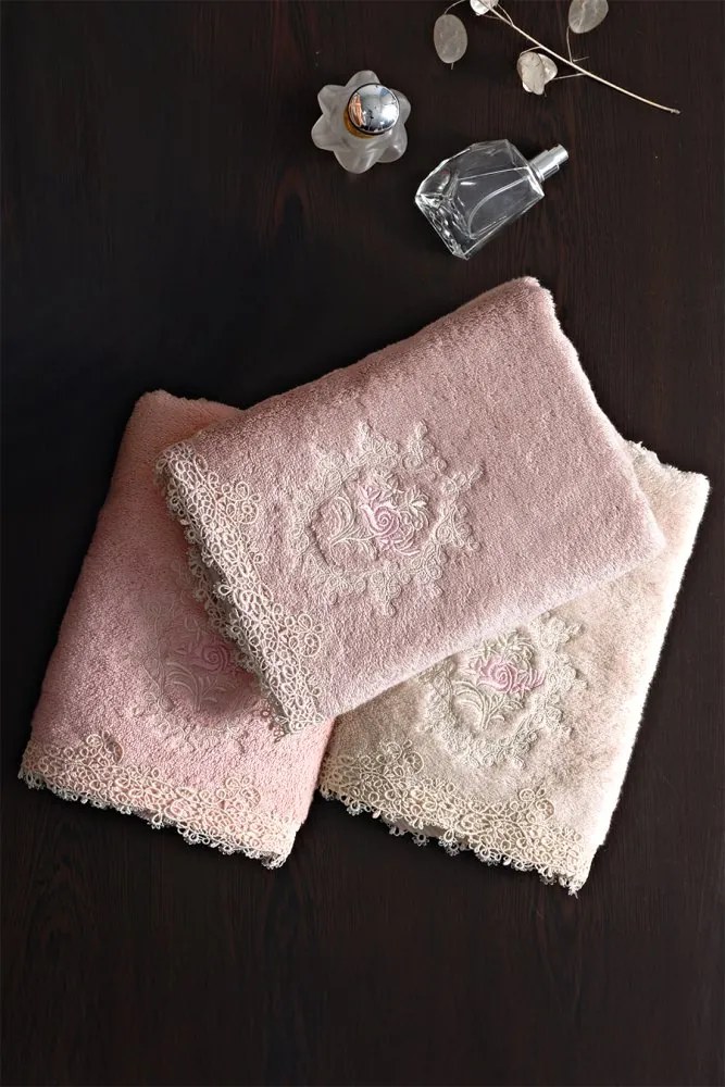Ręcznik DESTAN 50x100 cm z koronką Stary róż