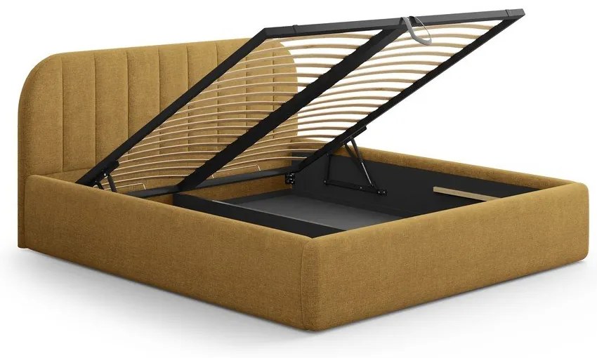 Musztardowe tapicerowane łóżko dwuosobowe ze schowkiem ze stelażem 140x200 cm Juno – Windsor &amp; Co Sofas