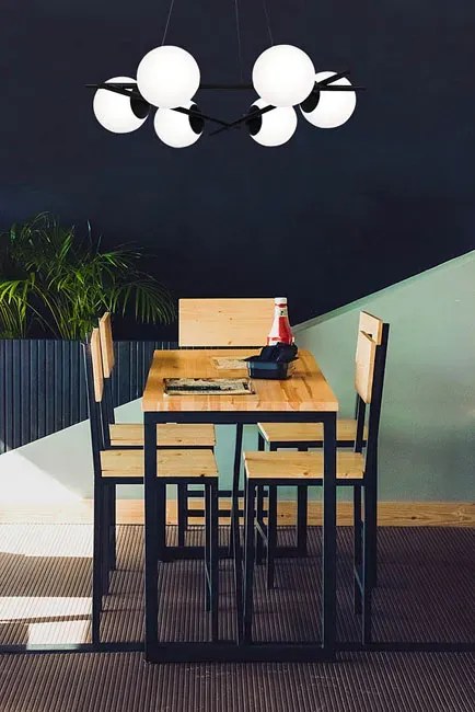 Lampa nad stół na trójkątnej podstawie - S857 P6-B94