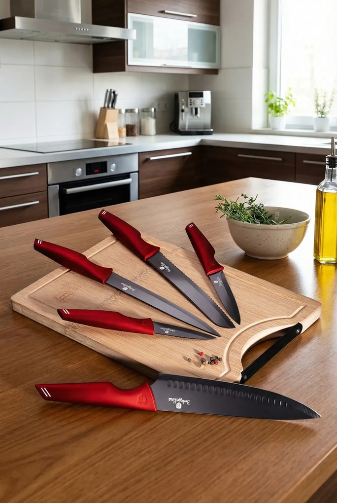 Czerwone stalowe noże w komplecie z deską do krojenia L3-M13