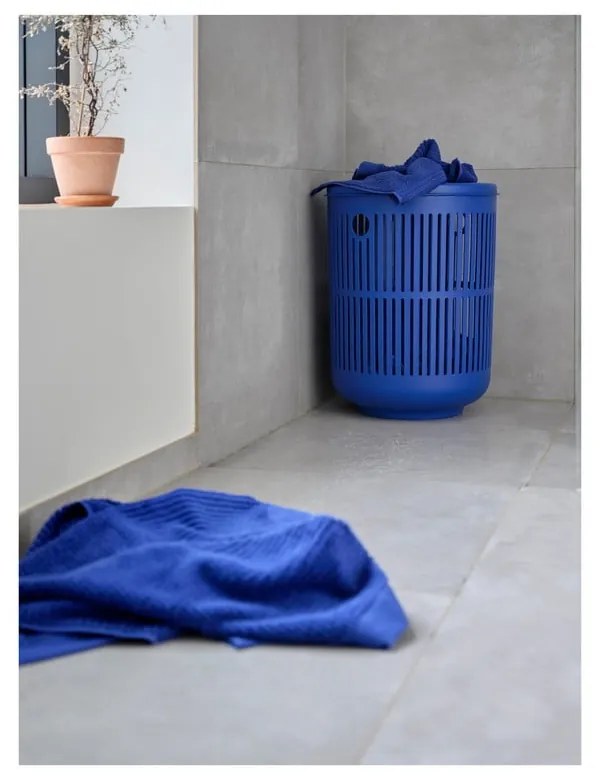 Niebieski bawełniany ręcznik kąpielowy 70x140 cm Indigo – Zone
