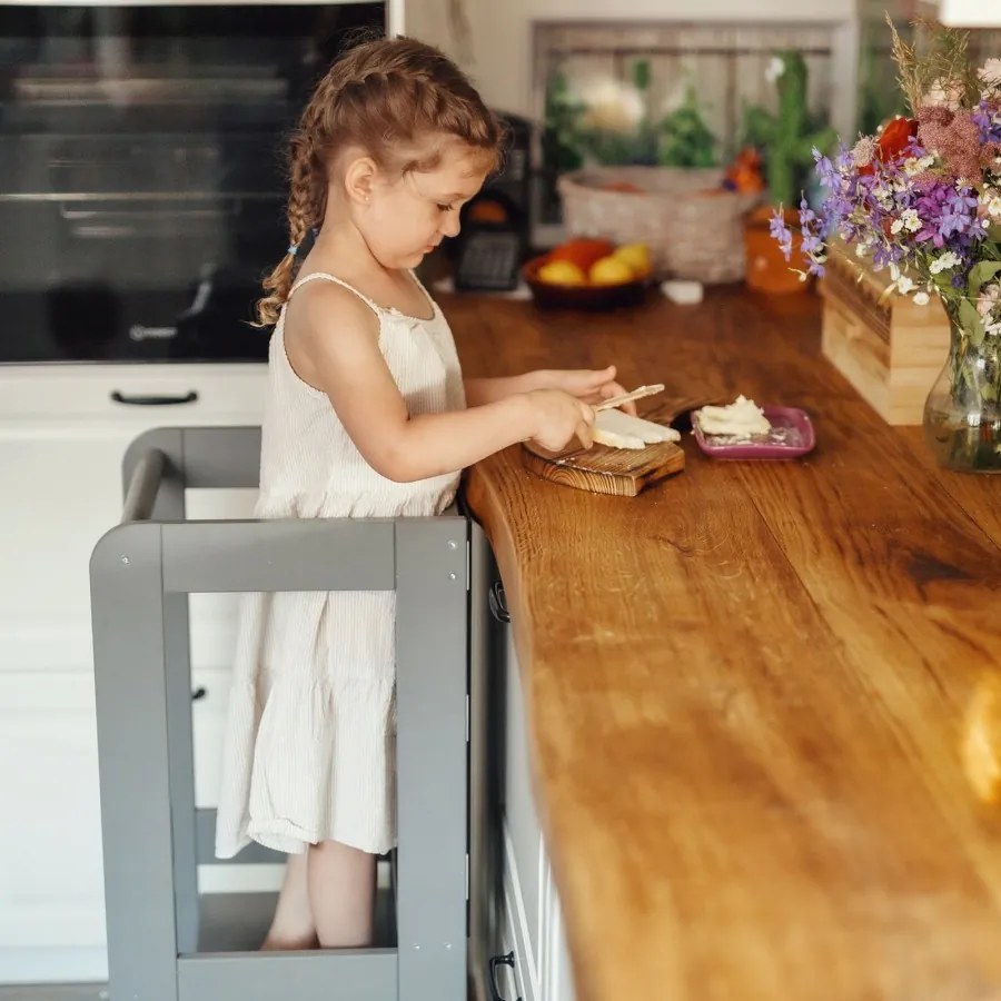 Kitchen helper drewniany pomocnik kuchenny dla dziecka, ciemny - meowbaby®