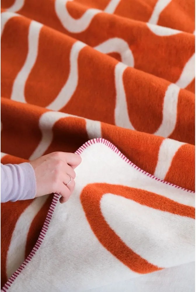 Pomarańczowy koc 150x200 cm Swirl – noo.ma