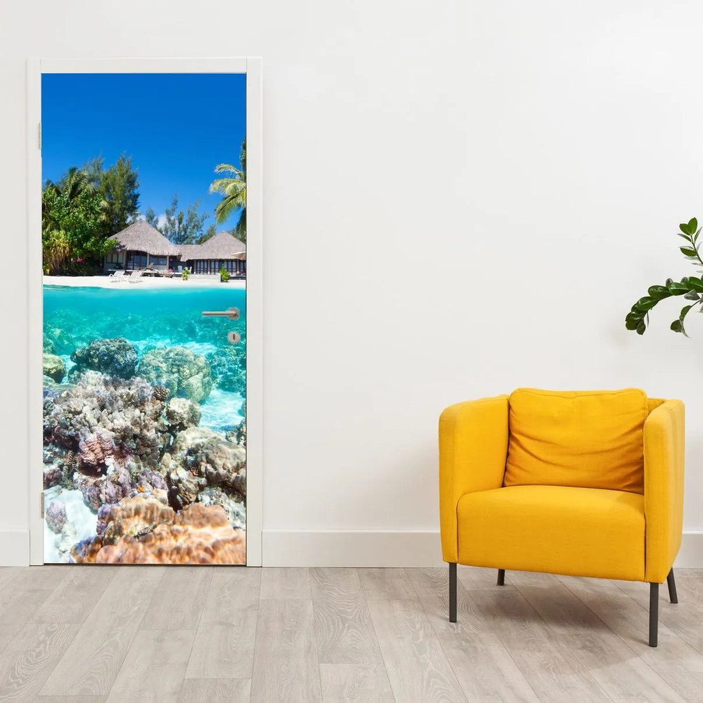 Fototapeta na drzwi - Plaże na tropikalnej wyspie (95x205cm)