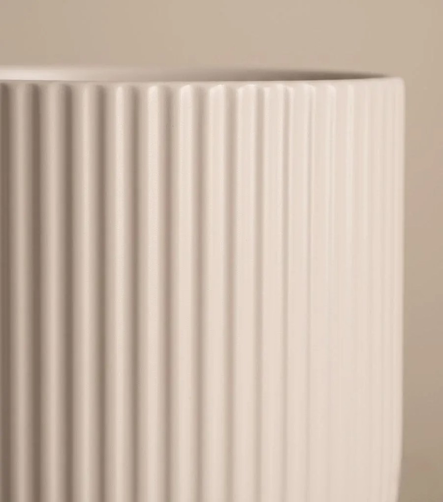 Doniczka Osłonka Beż 15 cm z Ceramiki na Trzech Nóżkach Designerska Donica