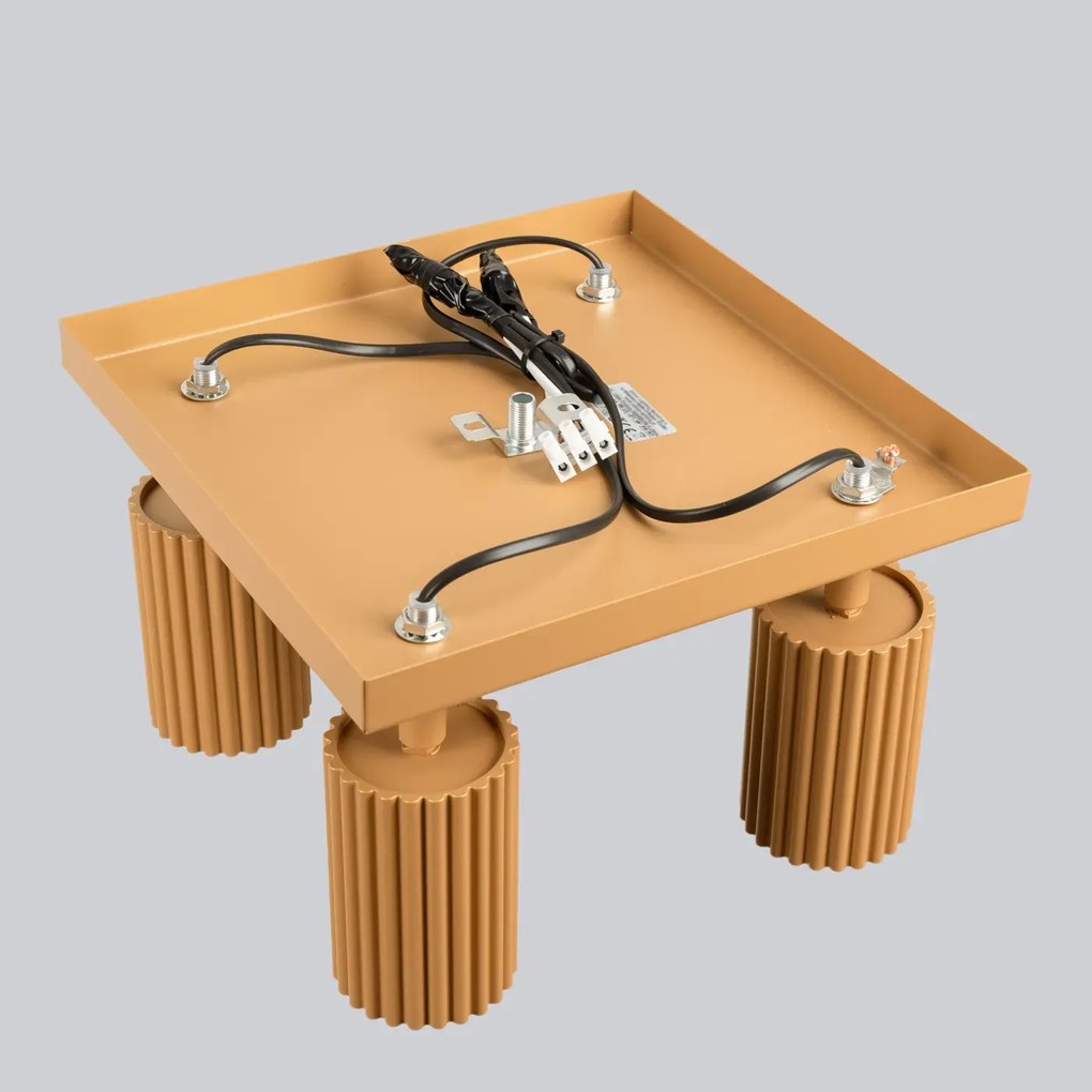 Plafon czteropunktowy KARBON 4 złoty kwadratowy SOLLUX  LIGHTING