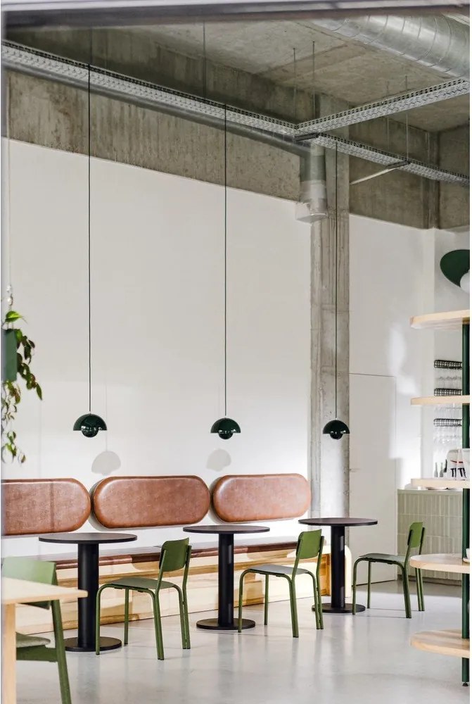 Okrągły stół z blatem w dekorze dębu ø 65 cm Sool – noo.ma