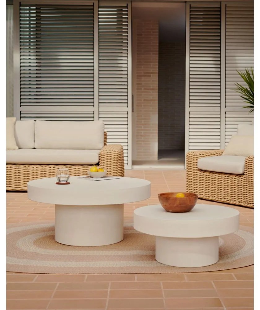 Okrągły betonowy stolik ogrodowy ø 90 cm Aiguablava – Kave Home