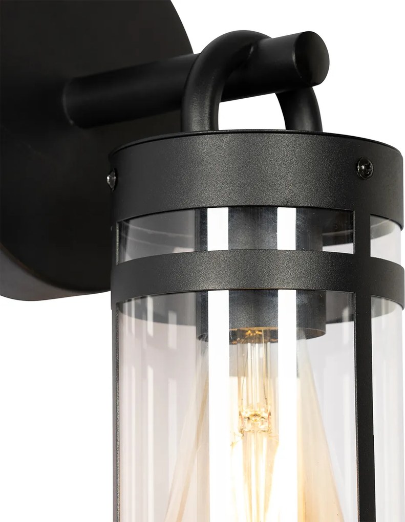 Lampa ścienna zewnętrzna czarna IP44 z czujnikiem zmierzchu - Ruben