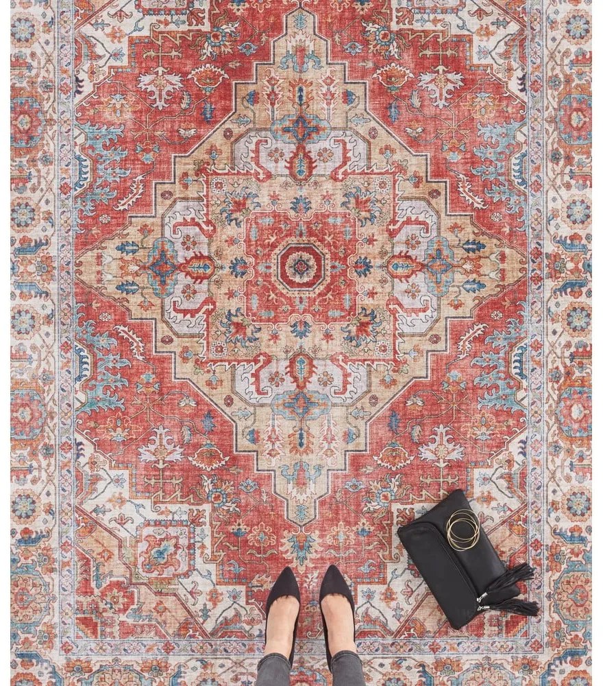 Jasnoczerwony dywan Nouristan Sylla, 80x150 cm