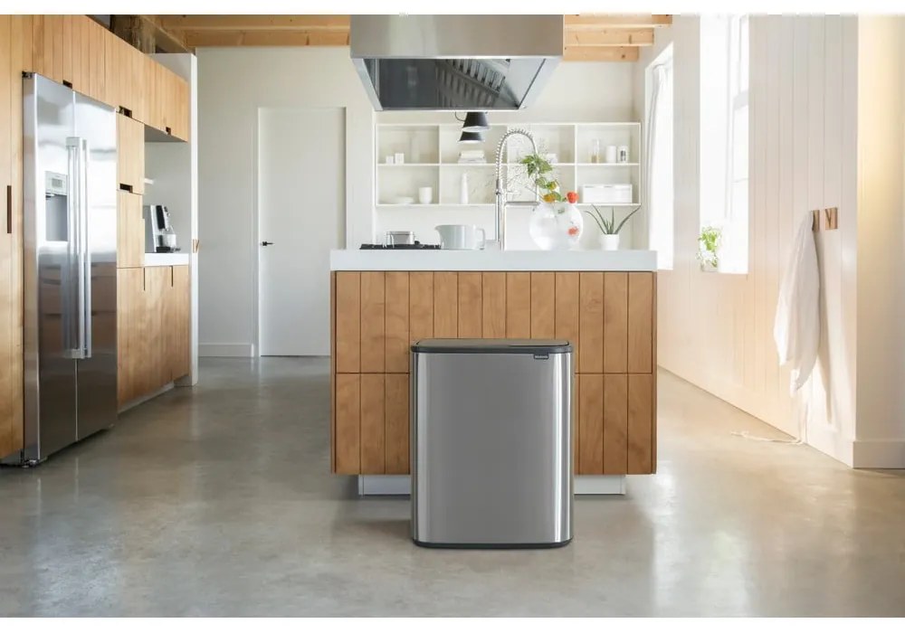 Stalowy kosz na śmieci otwierany na dotyk w kolorze matowego srebra 60 l Bo Touch Bin – Brabantia