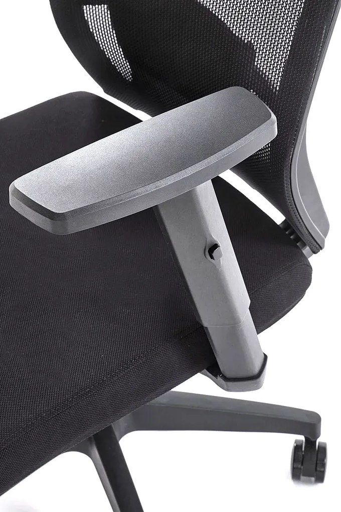 Ergonomiczny czarny obrotowy fotel z regulacją podłokietników Z2-Z18