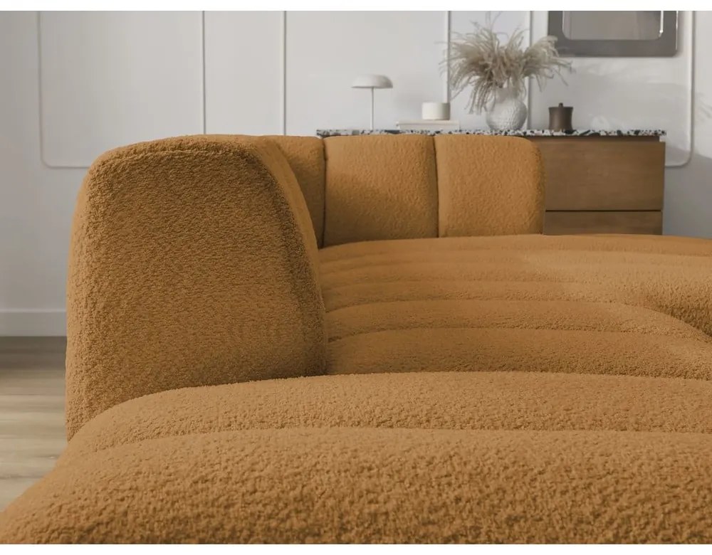 Musztardowy narożnik z materiału bouclé (prawostronny/z szezlongiem) Annecy – Bobochic Paris