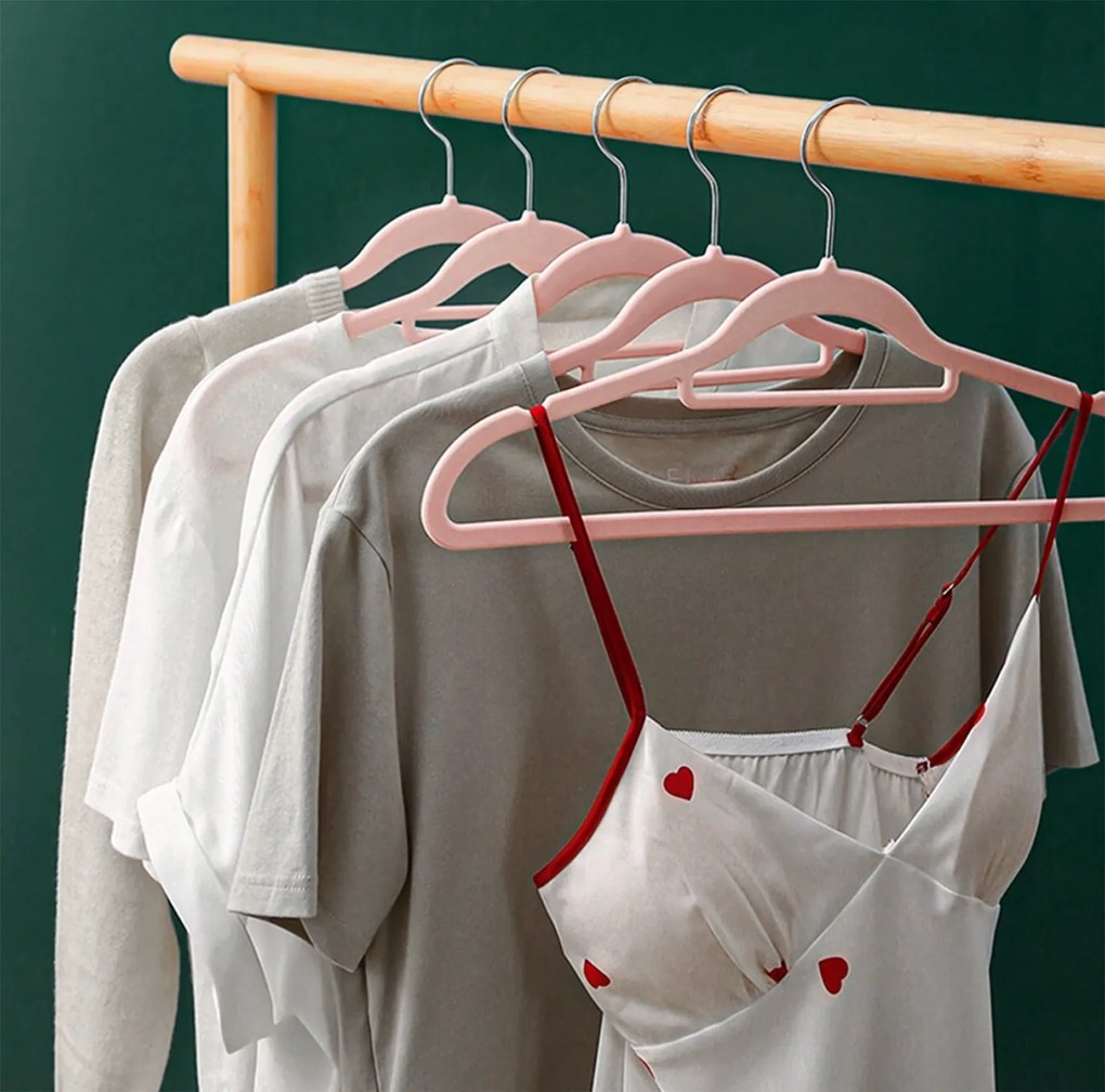 Zestaw wieszaków welurowych MAGIC VELVET 20 szt. różowe