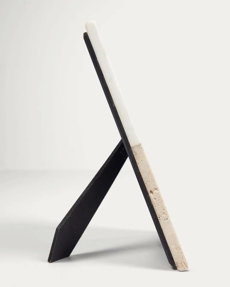 Biała kamienna ramka stojąca 18x23 cm Uria – Kave Home